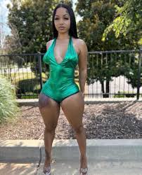 Shamayne Williams - Free pics, galleries & more at Babepedia