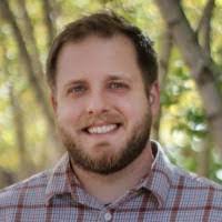 Robin Lis's Instagram, Twitter & Facebook