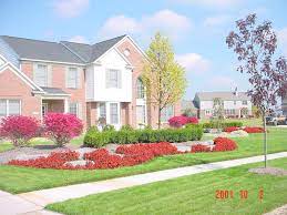 Full service landscape management services of commercial & residential properties. Burning Bush And Red Begonias Set The World On Fire All Natural Landscapes Front Garden Design Creative Landscape Easy Backyard Landscaping