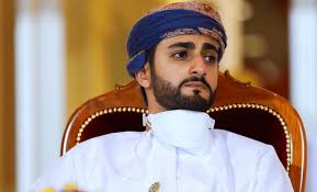 الشات العربي في مجتمعنا هو أحد أبرز طرق التعبير عن الرأي بالكتابة بدون صوت حيث يلجئ شباب وصبايا الوطن العربي إلي الشات العربي الكتابي لممارسة حريات أوسع في التعبير عما في داخلهم بدون تحديد هوية الشخص ومكان تواجده وإجراء دردشة بدون أي مشاكل كإبراز وجه. Mtqnommrzzy49m