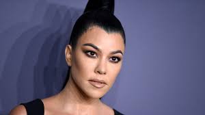 + body measurements & other facts. Kourtney Kardashian Quits Kuwtk Amid Kim Khloe Twitter Feud Stylecaster