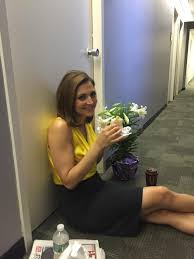 Sign up for free today! Paula Faris On Twitter That S About Right Locked Out Of My Office Once Again Eating While Waiting For Security To Unlock My Door Gma Http T Co Zznibpgqsf