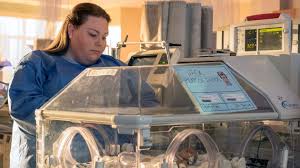 No element of the finale is bad, per se, but there's a workmanlike quality to it, no scene save for a few really given any. This Is Us Season 4 Theories This Is Us Season 3 Finale Explained Stylecaster