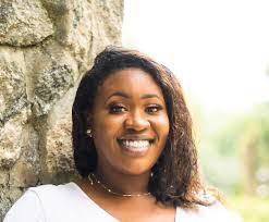 Ashely Smith's Instagram, Twitter & Facebook