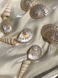 Shop Lait De Coco In 2020 White Beads Gold Clips 10 Things
