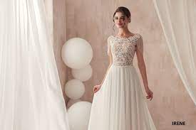 L'abito ampio, quello che ti fa sentire immediatamente una principessa. Abito Da Sposa 2020 Scopri Tutte Le Tendenze Dei Vestiti Da Sposa 2020