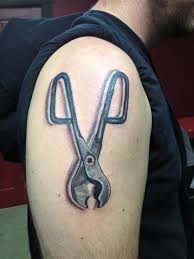 Solong tattoo is one of the largest tattoo equipment manufacturer. Color Tattoo Tony Urbanik Trueartists