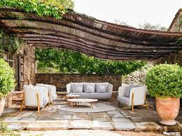 Europaletten eignen sich perfekt zum zweck. Garten Sitzecke 99 Ideen Wie Sie Ein Outdoor Wohnzimmer Gestalten Sitzecken Garten Garten Gestalten Ideen Sitzecke