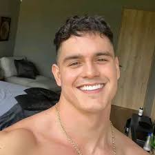 Matthew Summer (@matthew.summer1)