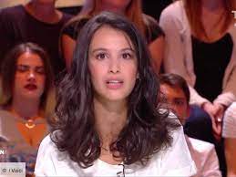 Jun 08, 2021 · julien bellver s'intéresse au traitement médiatique de l'affaire, tandis que lilia hassaine s'interroge sur la symbolique de la gifle et la sécurité du président. Quotidien Qui Est Lilia Hassaine La Nouvelle Recrue De Yann Barthes Voici