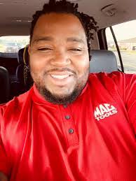 William Oiler's Instagram, Twitter & Facebook