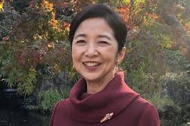 宮崎美子さんの結婚歴は？ 「2年b組仙八先生」で知り合った テレビディレクターの上川伸廣さんと結婚したが、1年4ヶ月で離婚。 宮崎美子さんに子供はいるの？ 結婚時に子供はもうけておらず、その後も結婚・出産はない. å®®å´Žç¾Žå­ ã‚´ãƒ«ãƒ•ã‚¦ã‚¨ã‚¢å§¿å…¬é–‹ã«çµ¶è³›ã®å£° ã‚¹ã‚«ãƒ¼ãƒˆå§¿ã‚‚ç´ æ•µ ã‚¹ã‚¿ã‚¤ãƒ«ãŒè‰¯ã™ãŽã§ã™ Encount