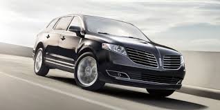 2017 Lincoln Mkt Consumer Guide Auto
