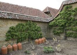 The swooping lines of the. 35 Spanish Style Gardens And Patios Ideas Spanish Style Patios Spanish Style Garden
