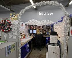 10 tips for decorating your cubicle the holiday season christmas decorating ideas for an office cubicle 1000 about decorations on celebration all 60 Gorgeous Office Christmas Decorating Ideas Detectview