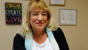 Lynda Koch's Instagram, Twitter & Facebook