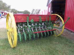 John deere tractors haring and planting rye with the john deere 1560 grain drill john deer. Pin On John Deere Equipment