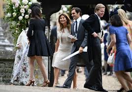 Roger federer is married to former women's tennis association player mirka vavrinec. Roger Federer Attends Pippa Middleton S Wedding With Wife Mirka Entertainment Tonight