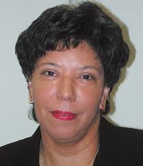 Maureen Denis's Instagram, Twitter & Facebook