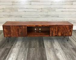 Call our sales team today:01553 776175. Handcrafted Wood Furniture 100 Designed Von Oceanbeachpalletco