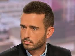 D'ailleurs, il a son groupe de rock baptisé chef & the gang, dans lequel l'accompagne un célèbre chroniqueur de télématin, comme le rapporte voici. Julien Bellver L Expert Media A La Conquete De Quotidien Vanity Fair