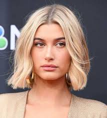 The body waves on short hair are in small curls that make the hair more voluminous and big. Hailey Baldwin Short Hair With 20 Pics Short Haircut Com