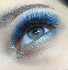Lash extensions can help you get more out of your day but significantly shortening your morning beauty routine. Holiday Inspired Eyelash Extensions Bella Lash Blog