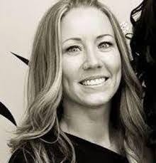 Melanie Lessard's Instagram, Twitter & Facebook