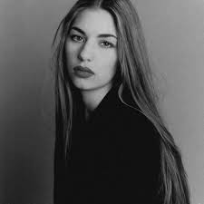 Jennifer Aniston as Kate Mosley in "Picture Perfect", 1997.