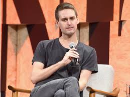 Snapchat To Try Original Shows First Will Be Docu Series About Youtuber Summer Mckeen With Images Evan Spiegel Fake News Stories