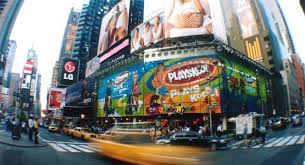 Jetzt neu oder gebraucht kaufen. The Rent Is Too Damn High Toys R Us Is Leaving Enormous Times Square Location Gothamist