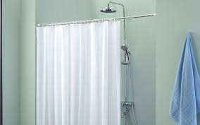 Quando si entra in un bagno dotato di tende per vasca da bagno, lo sguardo è subito attratto dai disegni e dai colori che abbelliscono le tende per vasca da bagno e che ci fanno sentire davvero a casa. Tende Per Vasca Da Bagno Tendaggi Per Interni Tendaggio Bagno