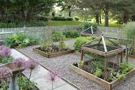 30 Charming Country Gardens To Inspire Your Own Country Gardening Vege Garden Ideas Fall Vegetables To Plant