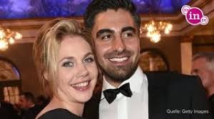 They first began training as a nurse. Biografien Archive Open Report De