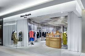 Maison Margiela Store Tokyo Japan Store Design Shop Interior Design Shop Window Design