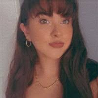 Lori Zins's Instagram, Twitter & Facebook