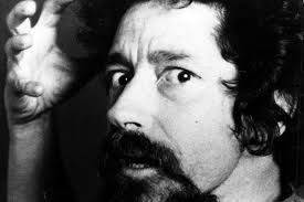 Entre esotérico e exotérico e qual é o nome da letra "A".