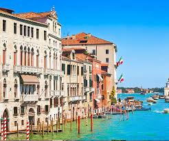 Bucharest baneasa international airport (bbu), șoseaua bucurești ploiești 40, bucuresti 013695, romania. Bilete De Avion Venetia Si Zboruri Low Cost Fly Go Voyager Fly Go