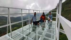 Senin, 2 agustus 2021 16:00 | sumber data : Spot Nikmati Keindahan Dieng Dari Atas Tapi Belum Buka Travel Tempo Co