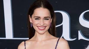 Estrela de Game of Thrones, Emilia Clarke põe mansão de R$ 28 milhões à  venda