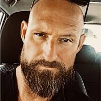 Tomek Lacki's Instagram, Twitter & Facebook