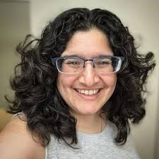 Bối cảnh:  https://www.nytimes.com/2024/04/16/podcasts/transcript-ezra-klein-interviews-jerusalem-demsas.html