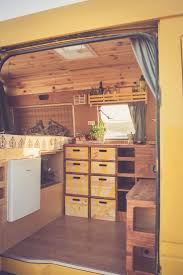 Hier Finden Sie Eine Auswahl Unserer Camper In Portugal Ab 45 Auswahl Camper Finden Portugal Amenagement Camionnette Amenagement Camionette Campeur