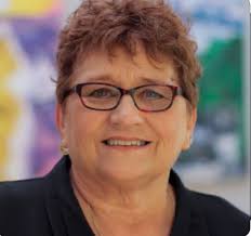 Annette Hyde (@AHydehyde)