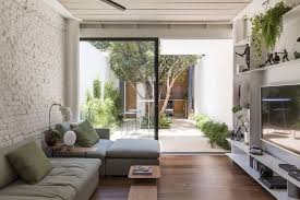 Renovasi rumah bagi sebagian orang mungkin adalah hal yang paling menjengkelkan karena ribet dan menguras dompet. 0812 3386 3798 Meminimalkan Biaya Renovasi Rumah