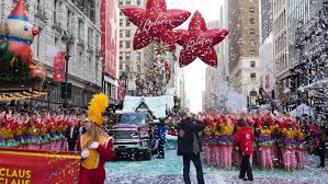 Nyc's parade centers around huge floating character balloons, with this year including olaf from frozen and the grinch. Thanksgiving Day Parade 2017 What Time To Watch And Who Has The Best Lineup The Washington Post