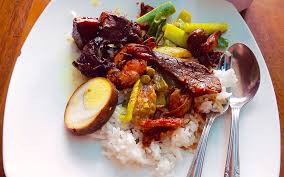 10 Makanan Khas Indonesia yang Wajib Kamu Cicipi di Daerah Asalnya