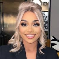 800+ "Billions" profiles