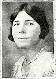 Lorraine Peckham's Instagram, Twitter & Facebook