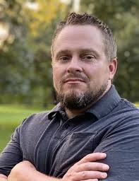 Alan Bentley's Instagram, Twitter & Facebook